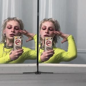 Meet your Posher, Mavis